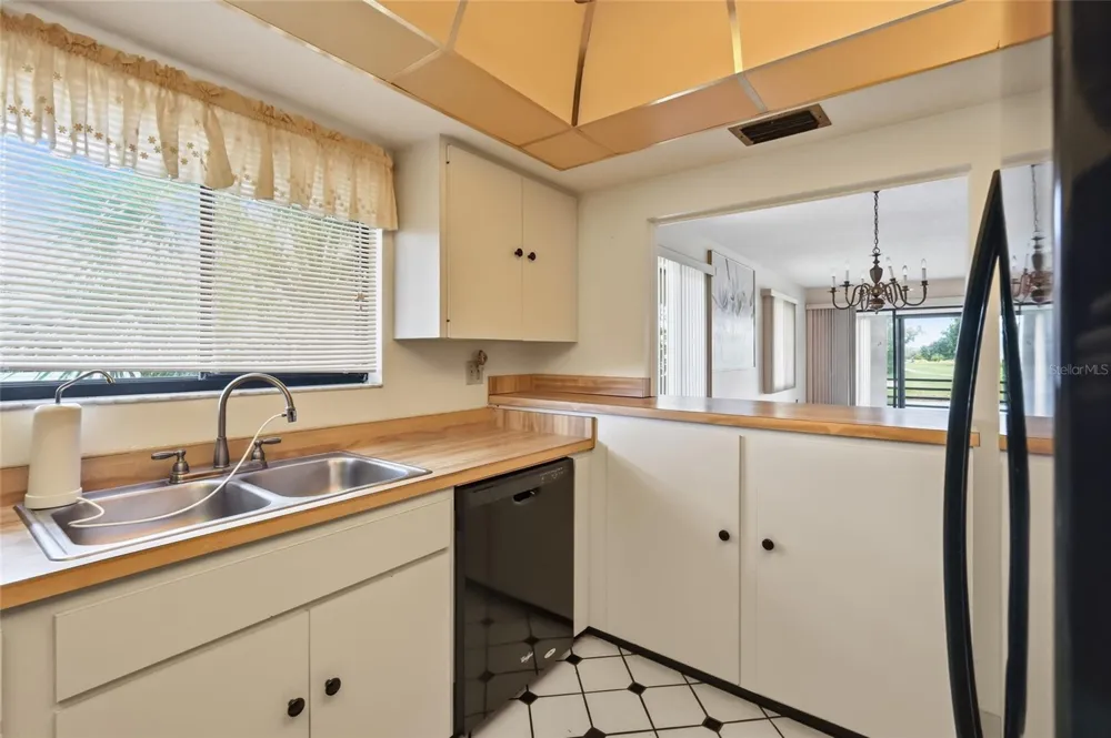 3500 EL CONQUISTADOR PARKWAY #332 Bradenton, FL 34210