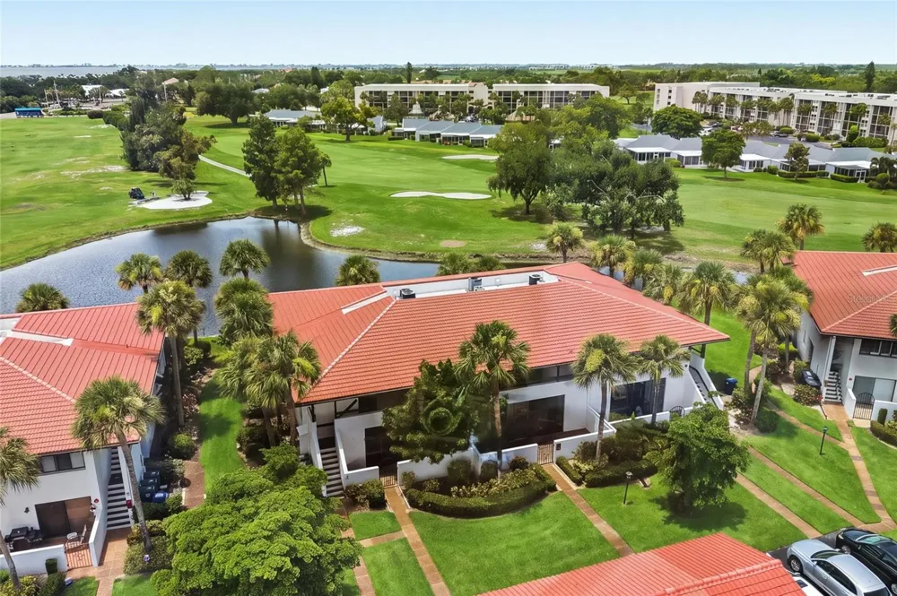 3500 EL CONQUISTADOR PARKWAY #332 Bradenton, FL 34210
