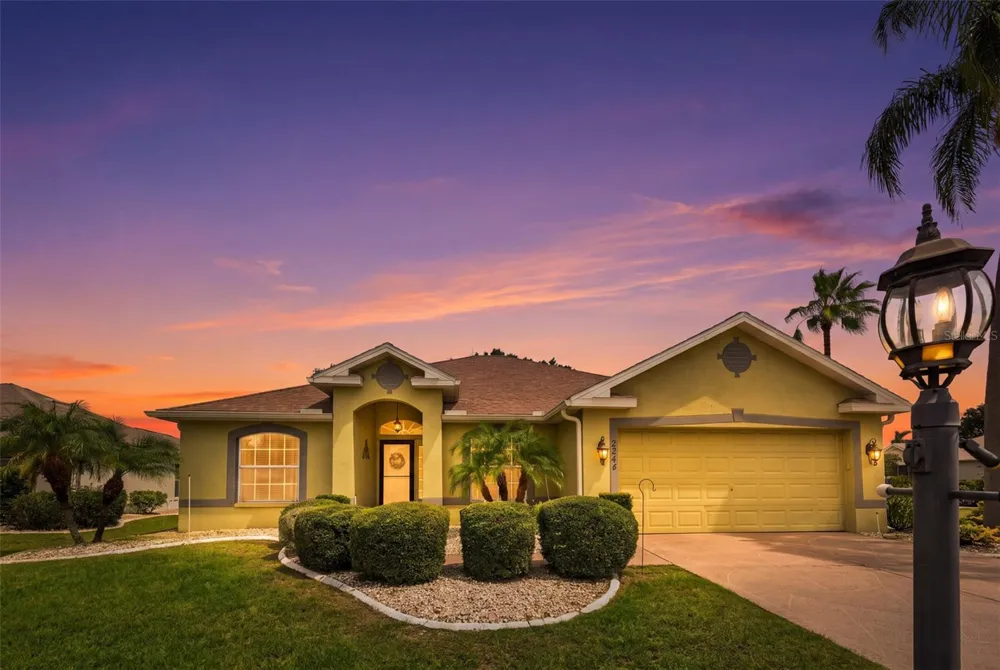 2242 W DEL WEBB BOULEVARD Sun City Center, FL 33573