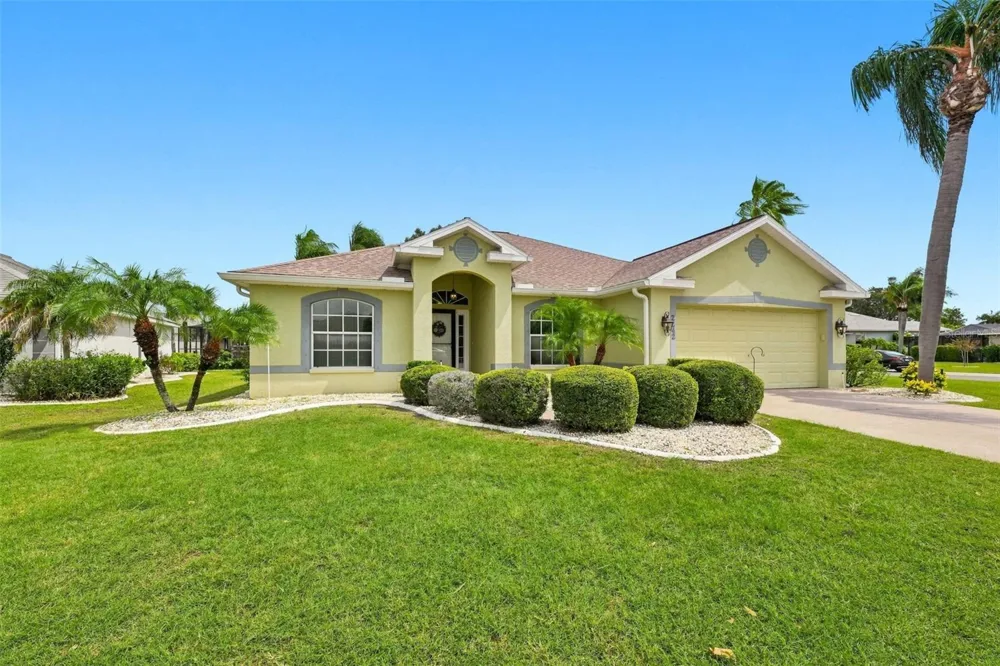 2242 W DEL WEBB BOULEVARD Sun City Center, FL 33573