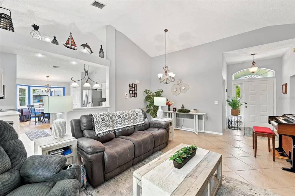 2242 W DEL WEBB BOULEVARD Sun City Center, FL 33573