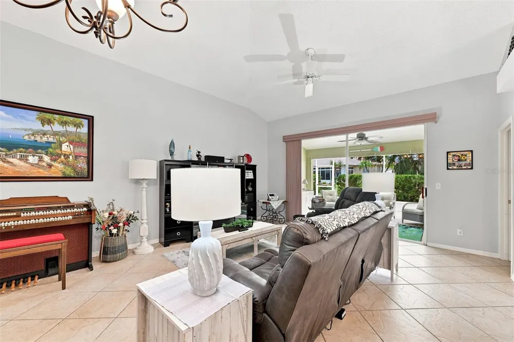2242 W DEL WEBB BOULEVARD Sun City Center, FL 33573