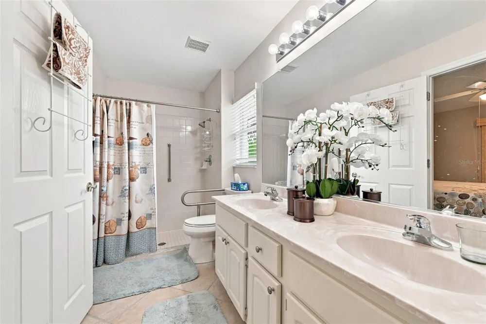 2242 W DEL WEBB BOULEVARD Sun City Center, FL 33573