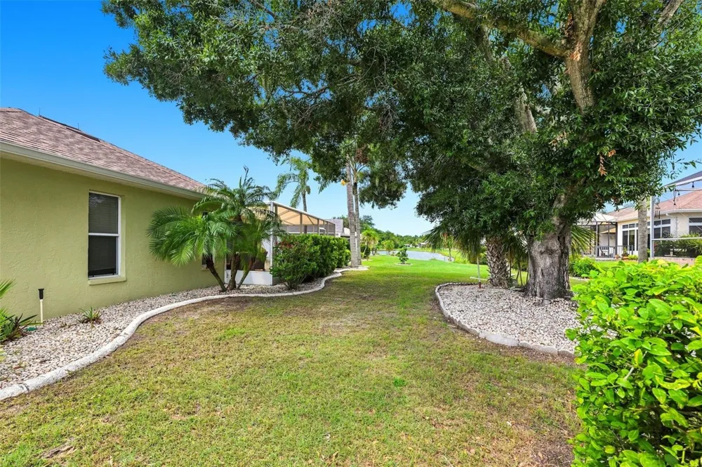 2242 W DEL WEBB BOULEVARD Sun City Center, FL 33573