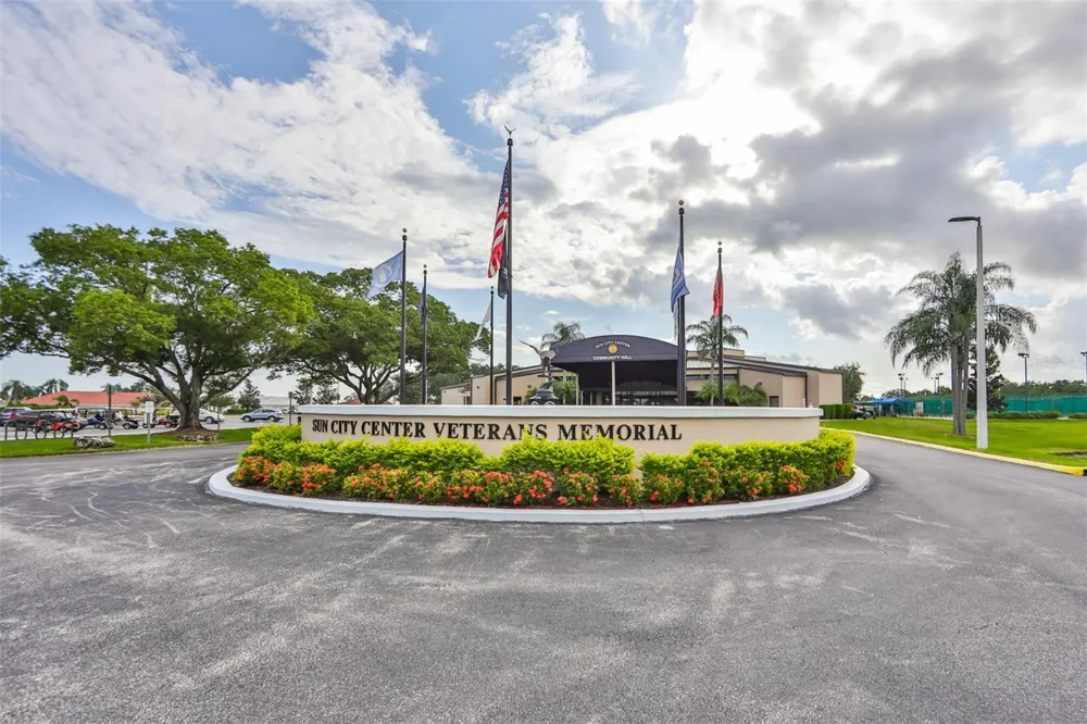 2242 W DEL WEBB BOULEVARD Sun City Center, FL 33573