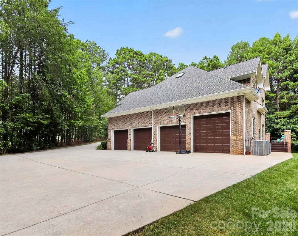 3746 George Court Denver, NC 28037