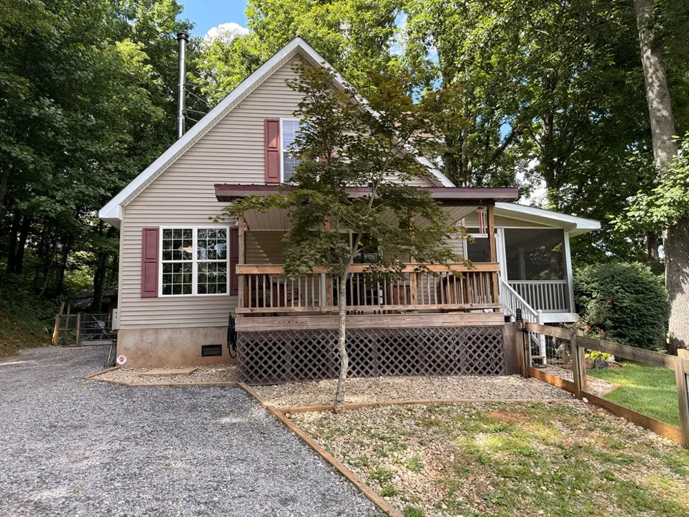 Bethabara Loop Hayesville, NC 28904