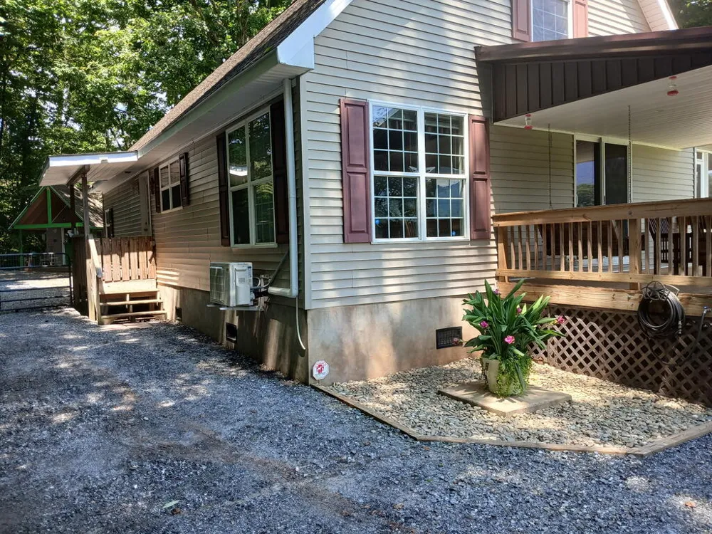Bethabara Loop Hayesville, NC 28904