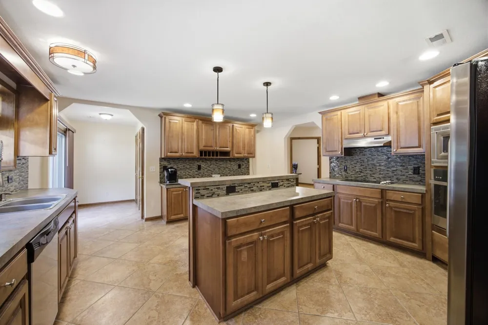 274 Greenwood Lane Pikeville, TN 37367