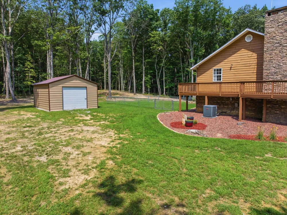 274 Greenwood Lane Pikeville, TN 37367