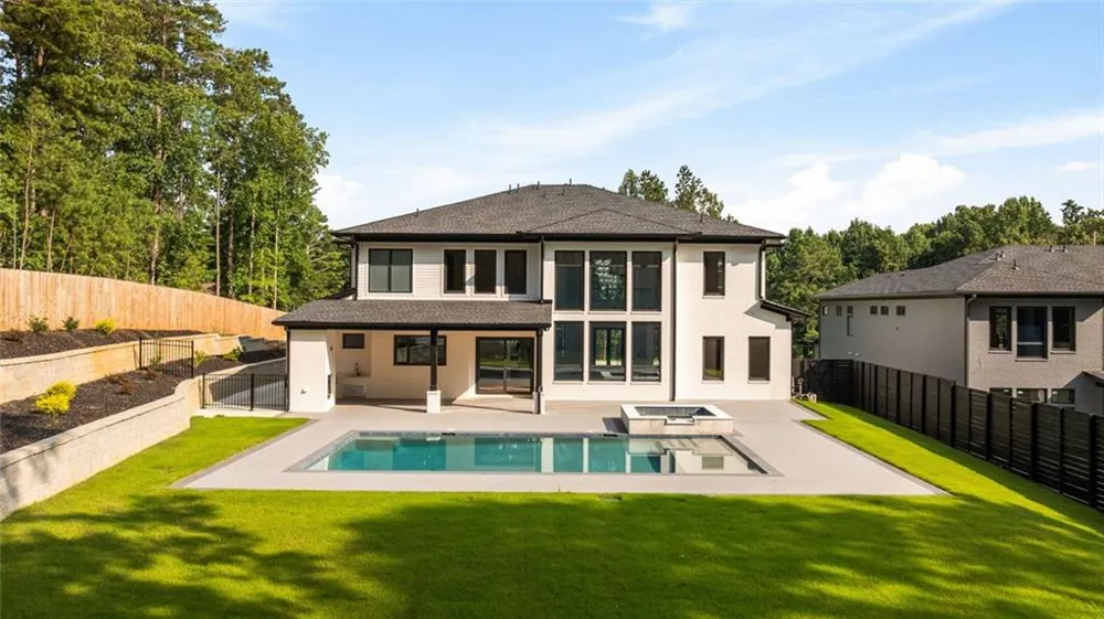 816 Riverside Road Sugar Hill, GA 30518