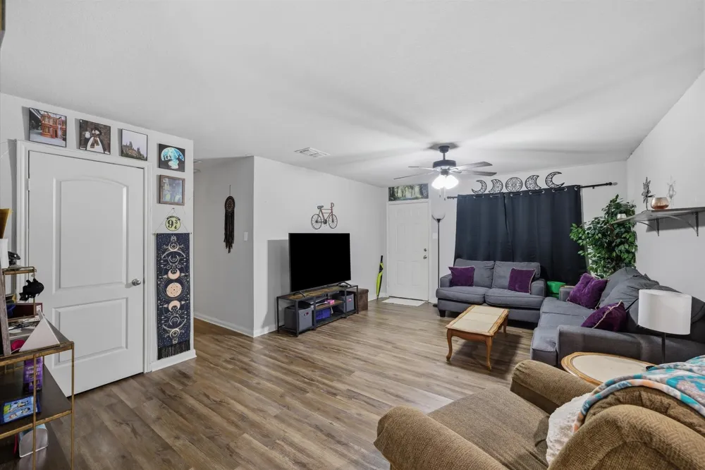 123 Harmon Road Gun Barrel City, TX 75156