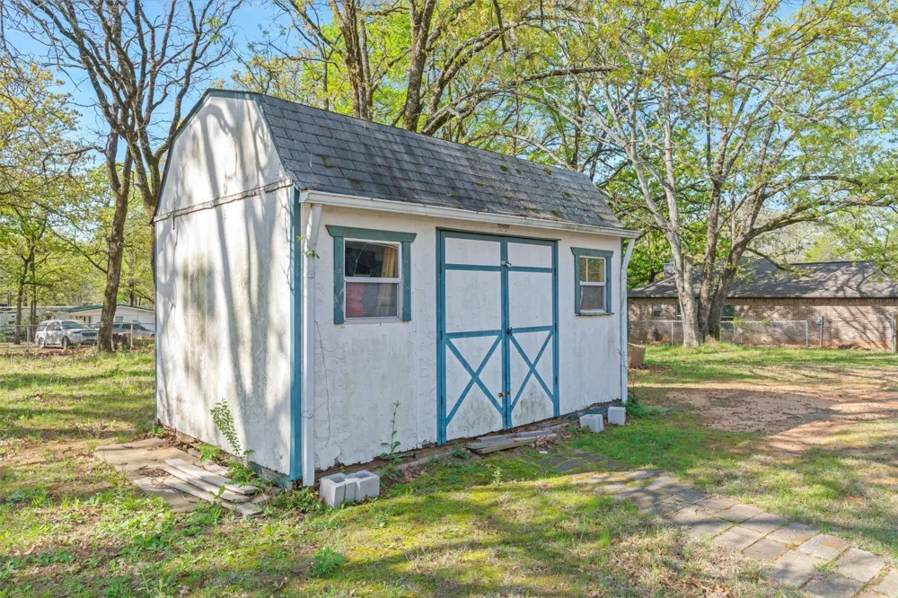 123 Harmon Road Gun Barrel City, TX 75156