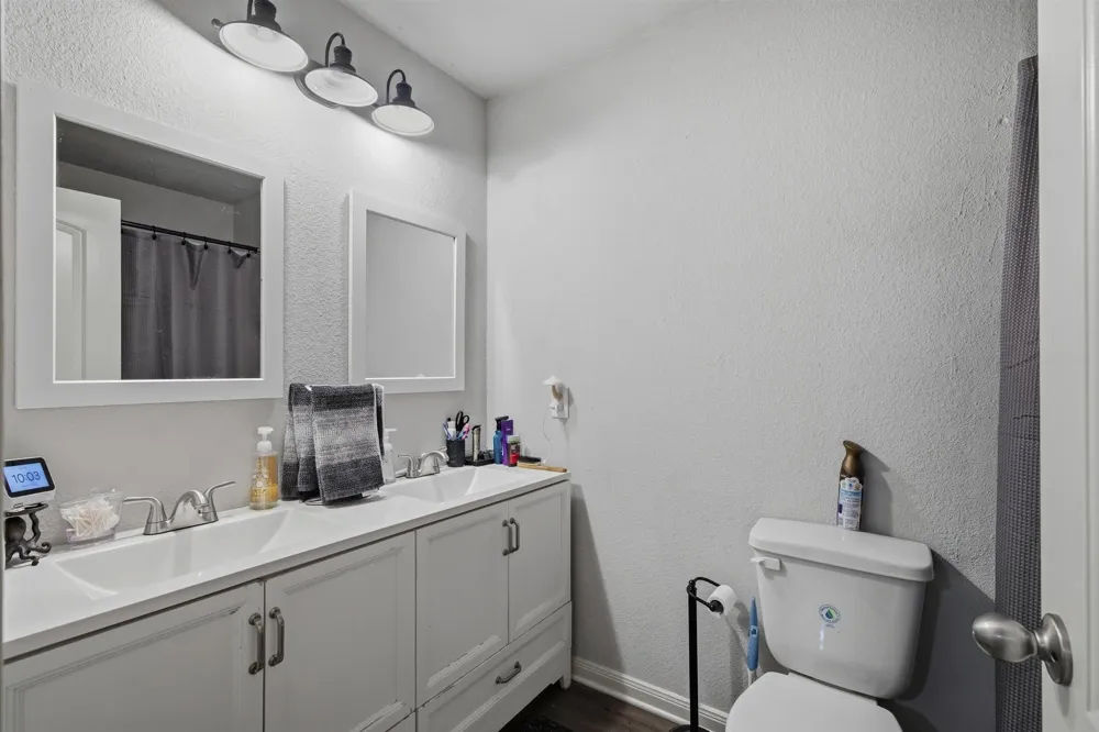 123 Harmon Road Gun Barrel City, TX 75156