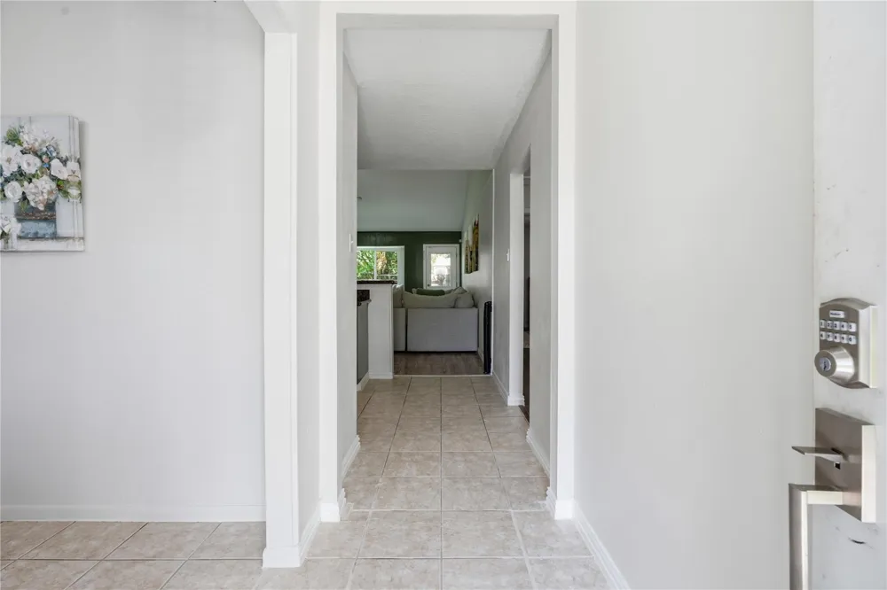 4850 Kentington Drive Alvin, TX 77511