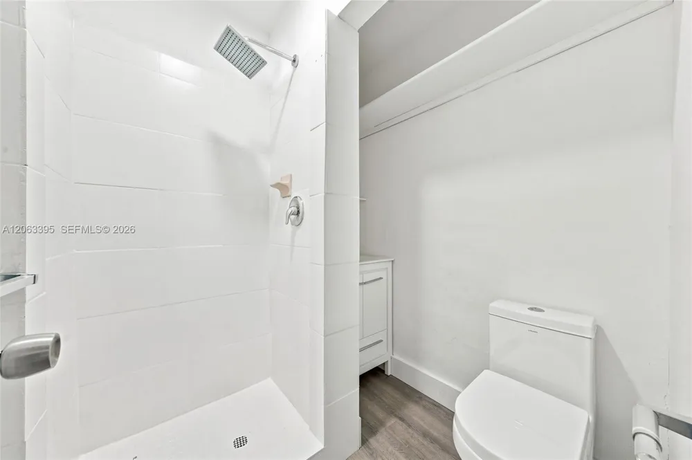 128 NW 9th Ave #7 Miami, FL 33128