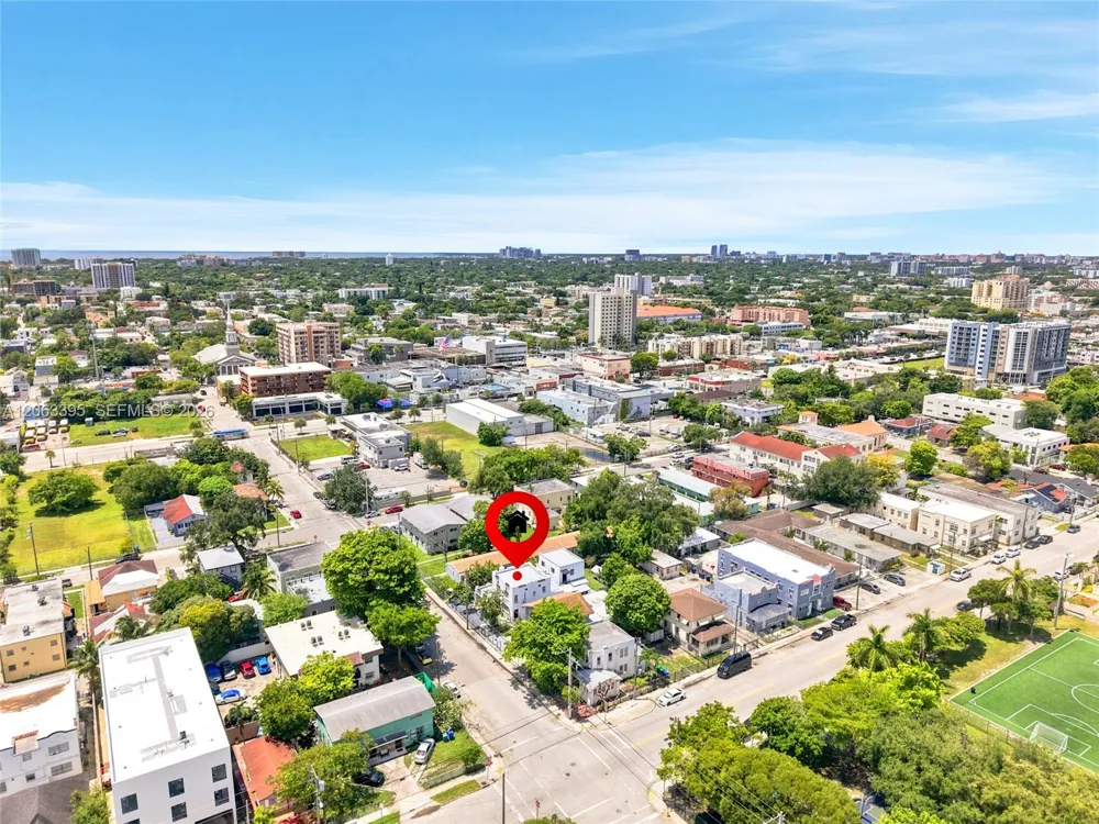 128 NW 9th Ave #7 Miami, FL 33128