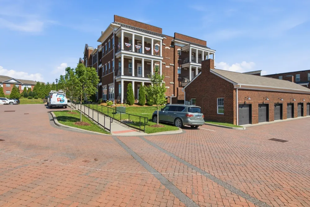 2089 Branford Pl #204 Thompsons Station, TN 37179