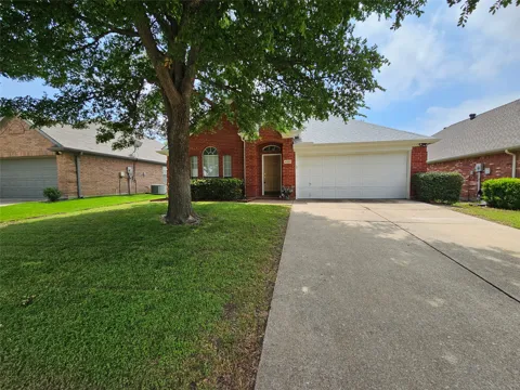 4320 Palmdale Drive