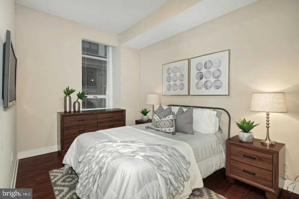 1501 LOCUST STREET #UNIT 701 Philadelphia, PA 19102