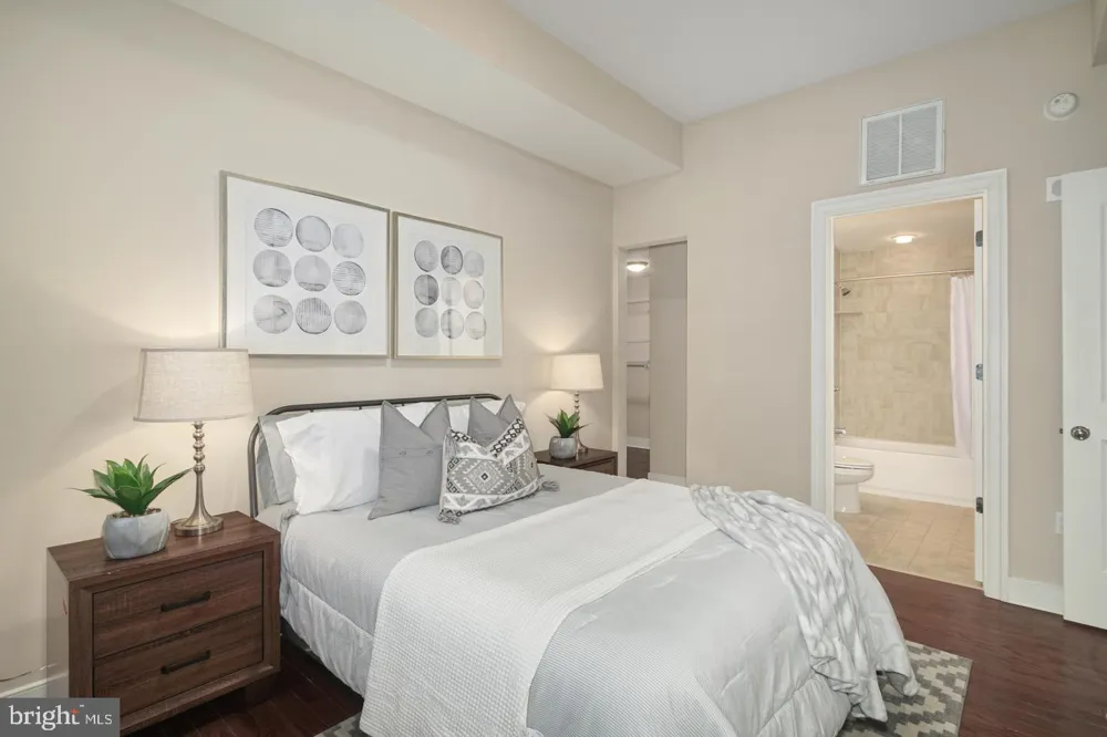 1501 LOCUST STREET #UNIT 701 Philadelphia, PA 19102