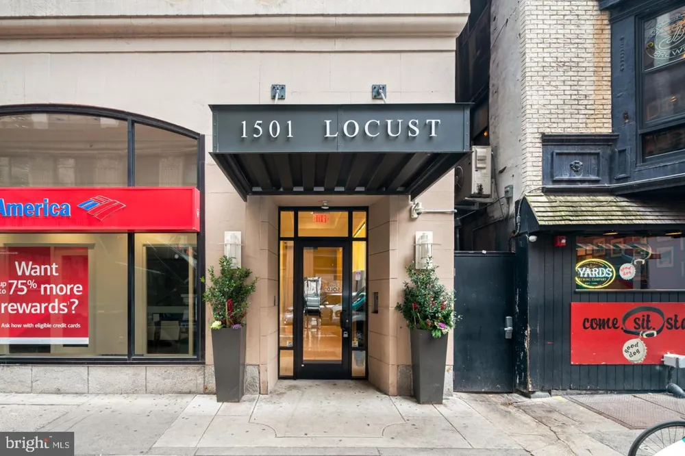 1501 LOCUST STREET #UNIT 701 Philadelphia, PA 19102