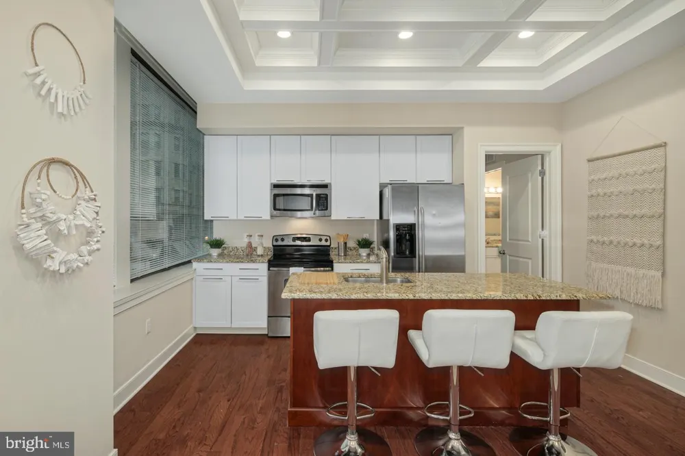 1501 LOCUST STREET #UNIT 701 Philadelphia, PA 19102