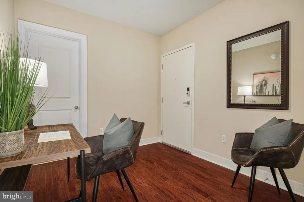 1501 LOCUST STREET #UNIT 701 Philadelphia, PA 19102