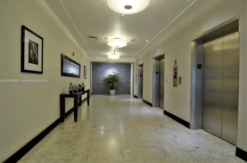 1200 West #BS2 Miami Beach, FL 33139