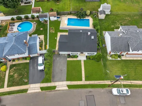 16 Falmouth Road