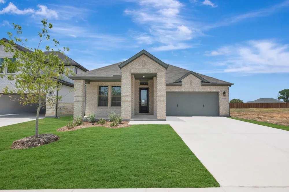 1733 Nesting Robin Lane Denton, TX 76249