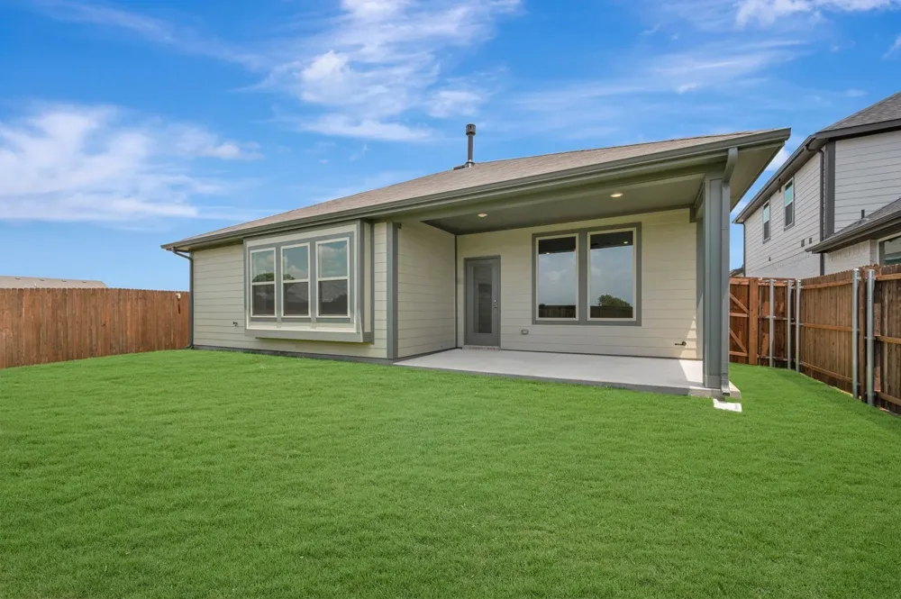 1733 Nesting Robin Lane Denton, TX 76249