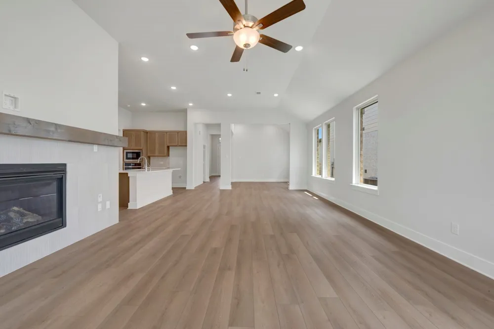 1733 Nesting Robin Lane Denton, TX 76249