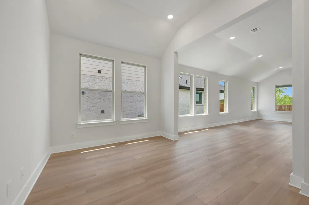 1733 Nesting Robin Lane Denton, TX 76249