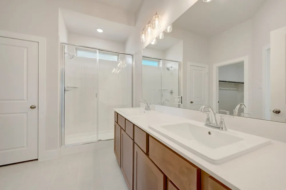1733 Nesting Robin Lane Denton, TX 76249
