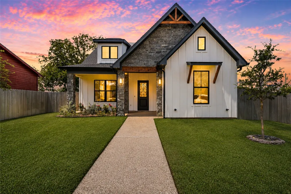 107 Jena Street Riesel, TX 76682