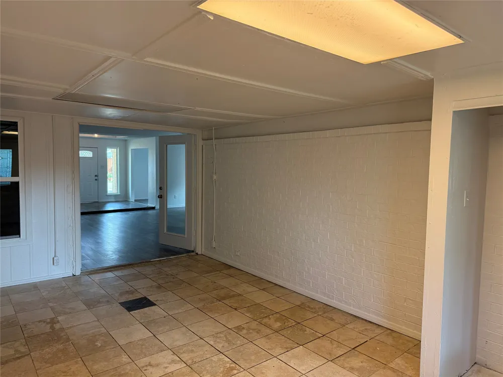 206 E Ridgegate Drive Garland, TX 75040