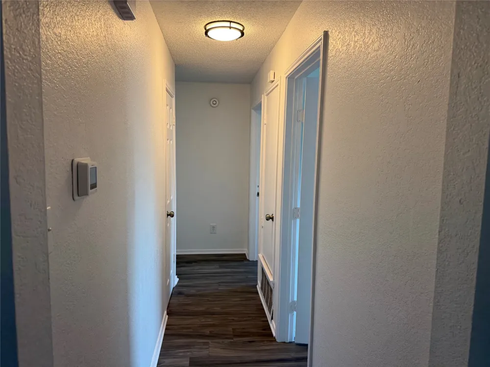 206 E Ridgegate Drive Garland, TX 75040