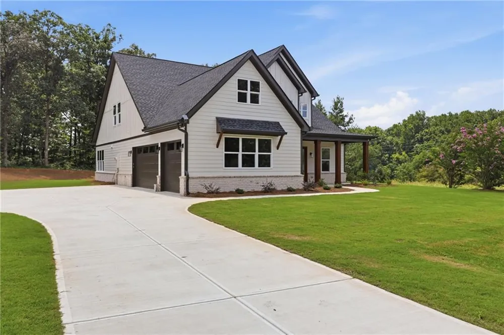 7604 Fern Lane Lula, GA 30554
