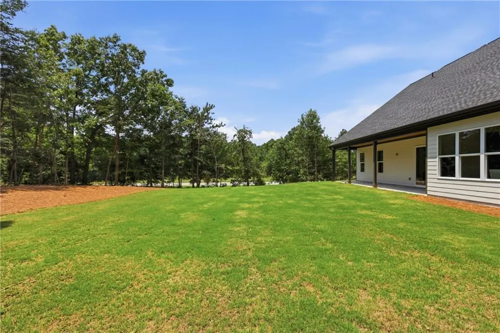 7604 Fern Lane Lula, GA 30554