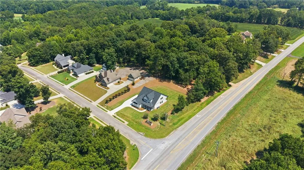 7604 Fern Lane Lula, GA 30554