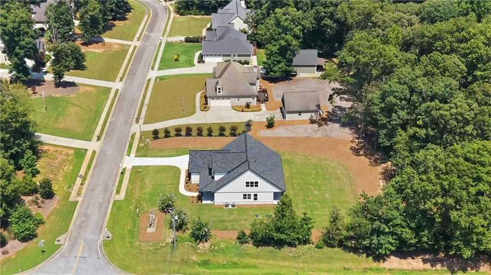 7604 Fern Lane Lula, GA 30554