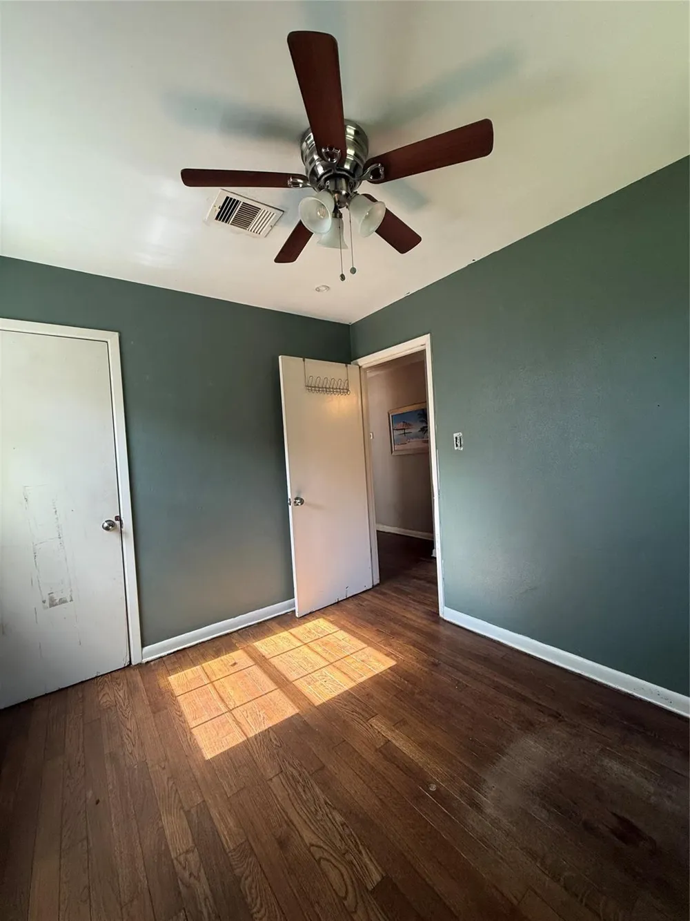 725 Kyle Street Angleton, TX 77515