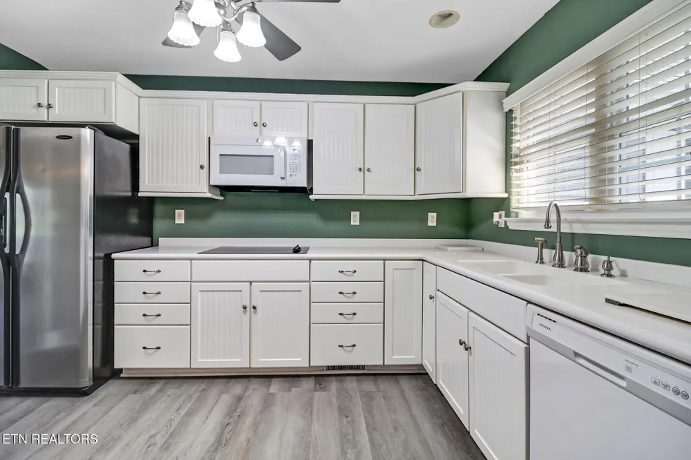 246 Autumn Drive Crossville, TN 38571