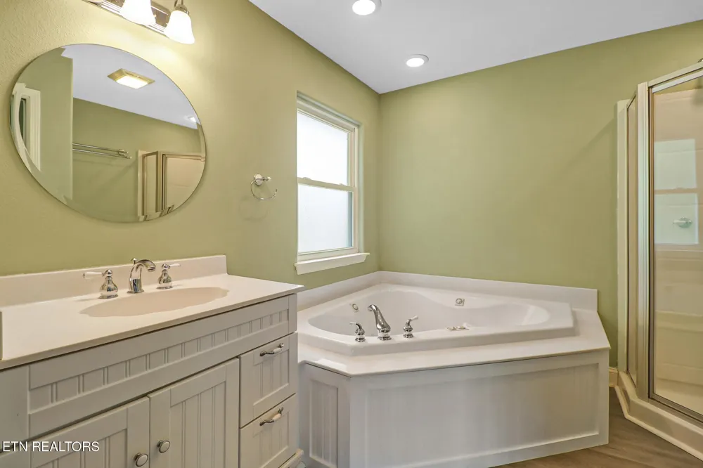 246 Autumn Drive Crossville, TN 38571