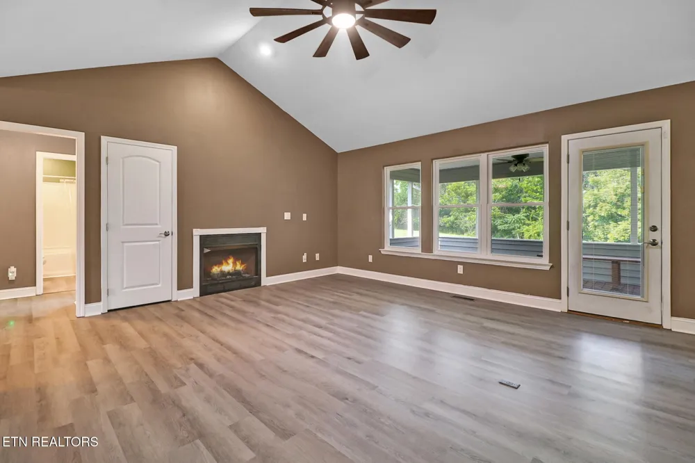 246 Autumn Drive Crossville, TN 38571