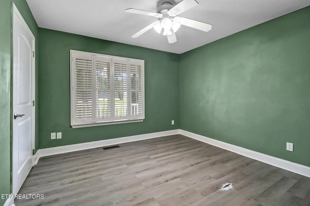 246 Autumn Drive Crossville, TN 38571