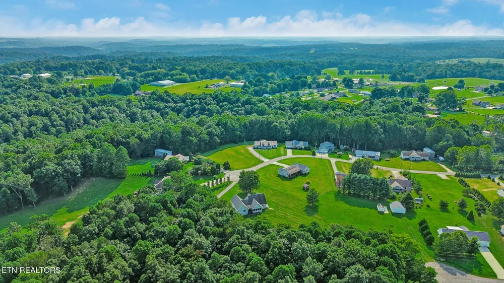 246 Autumn Drive Crossville, TN 38571