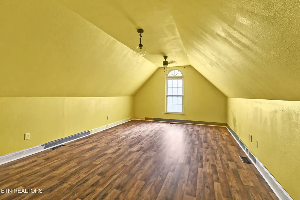 246 Autumn Drive Crossville, TN 38571
