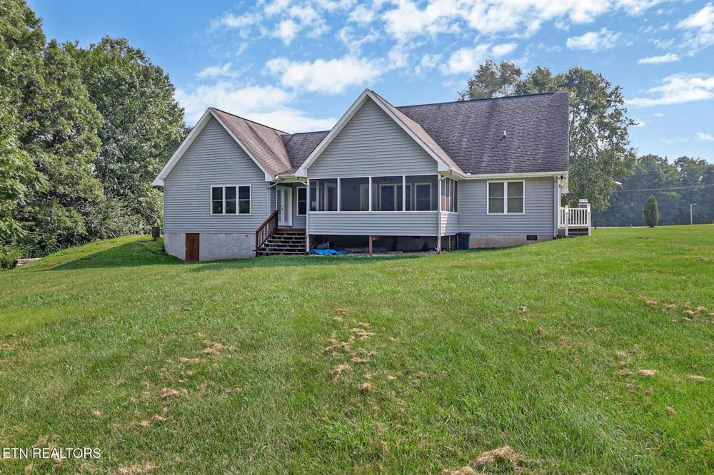 246 Autumn Drive Crossville, TN 38571